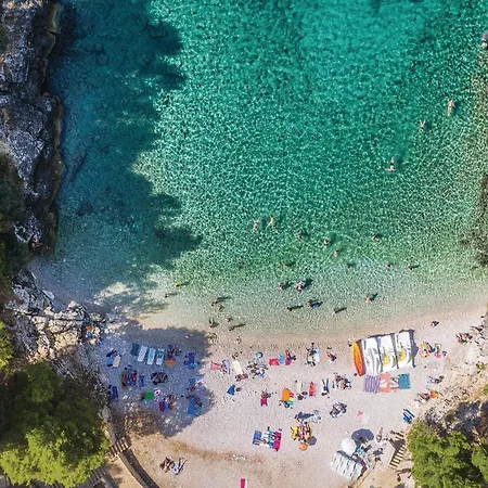 3 Bedroom Gorgeous In بيت للعطل