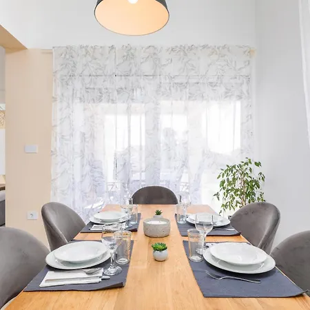 3 Bedroom Gorgeous In 普拉