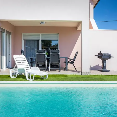 Tatil Evi 3 Bedroom Gorgeous In Pula